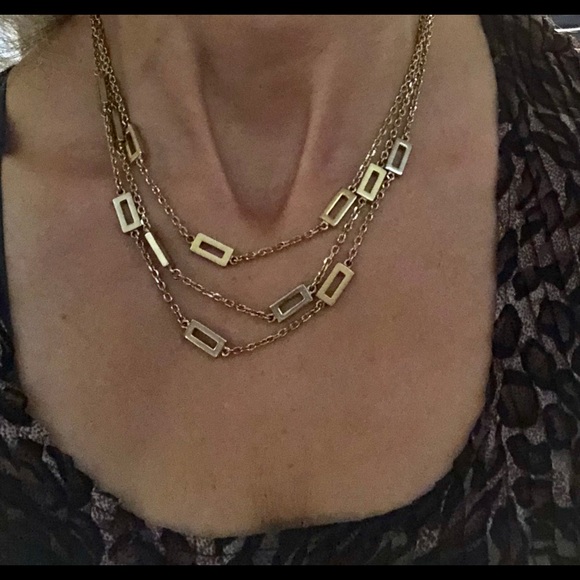 Gold multi-strand necklace - Picture 3 of 4
